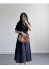 LACİVERT DÜĞMELİ V YAKA ELBİSE