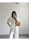 LİSİ BEJ BEYAZ BAĞLAMALI BLUZ