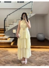 SARI KEMERLİ KAT KAT ELBİSE -4098