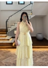 SARI KEMERLİ KAT KAT ELBİSE -4098