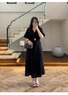 SİYAH GOLD KEMER DETAY YIRTMAÇLI ELBİSE-3909