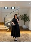 SİYAH ÖNDEN FERMUARLI KEMERLİ ELBİSE-4006