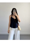 TWİLA ÖNÜ FIRFIRLI ASKILI BLUZ LACİVERT