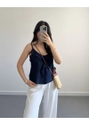 TWİLA ÖNÜ FIRFIRLI ASKILI BLUZ LACİVERT