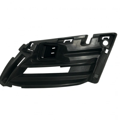 ÖN PANJUR ALT BRAKETİ SAG OCTAVİA 2018-2021 5E0807724A