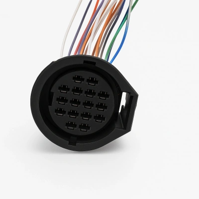 FAR SOKETİ RANGE ROVER SPORT 2006-2013 16 PİN GKL 16002