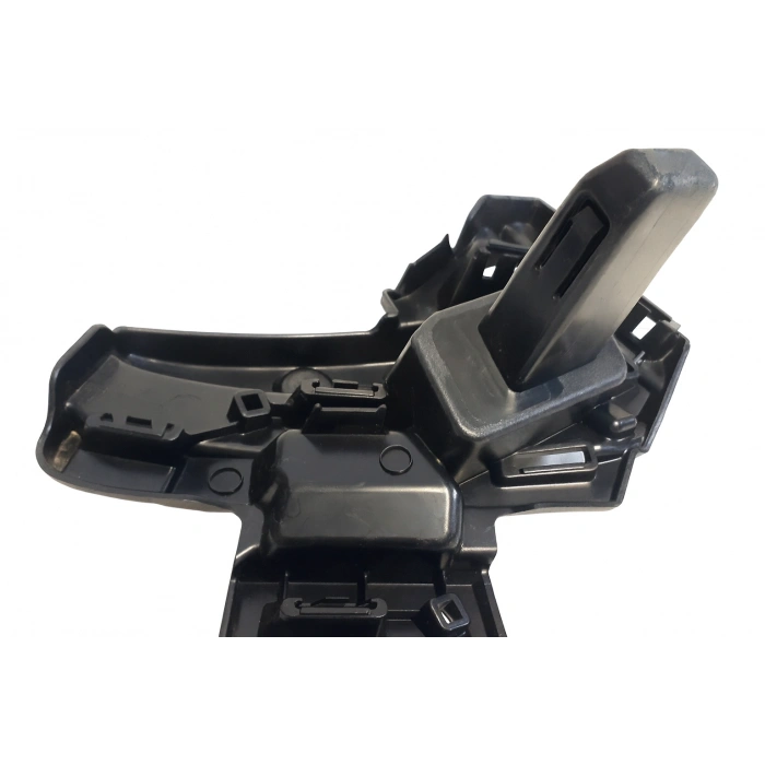 ÖN TAMPON PANJUR BAĞLANTI BRAKETİ SAG KAMİQ 2019>> 658807724