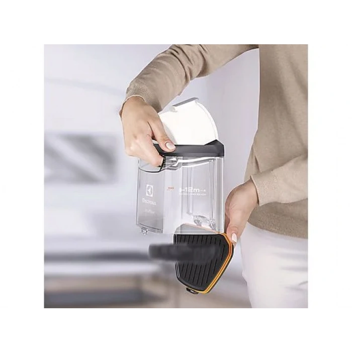 ELECTROLUX EUFC8ALRGY Ultra Flex Toz Torbasız Elektrikli Süpürge Beyaz