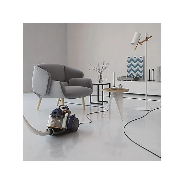 ELECTROLUX Ultra Flex EUFC81DB 750W Toz Torbasız Elektrikli Süpürge Koyu Mavi
