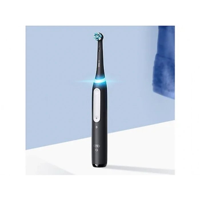 ORAL B iO 4 Şarjlı Diş Fırçası Siyah + Seyahat Kabı