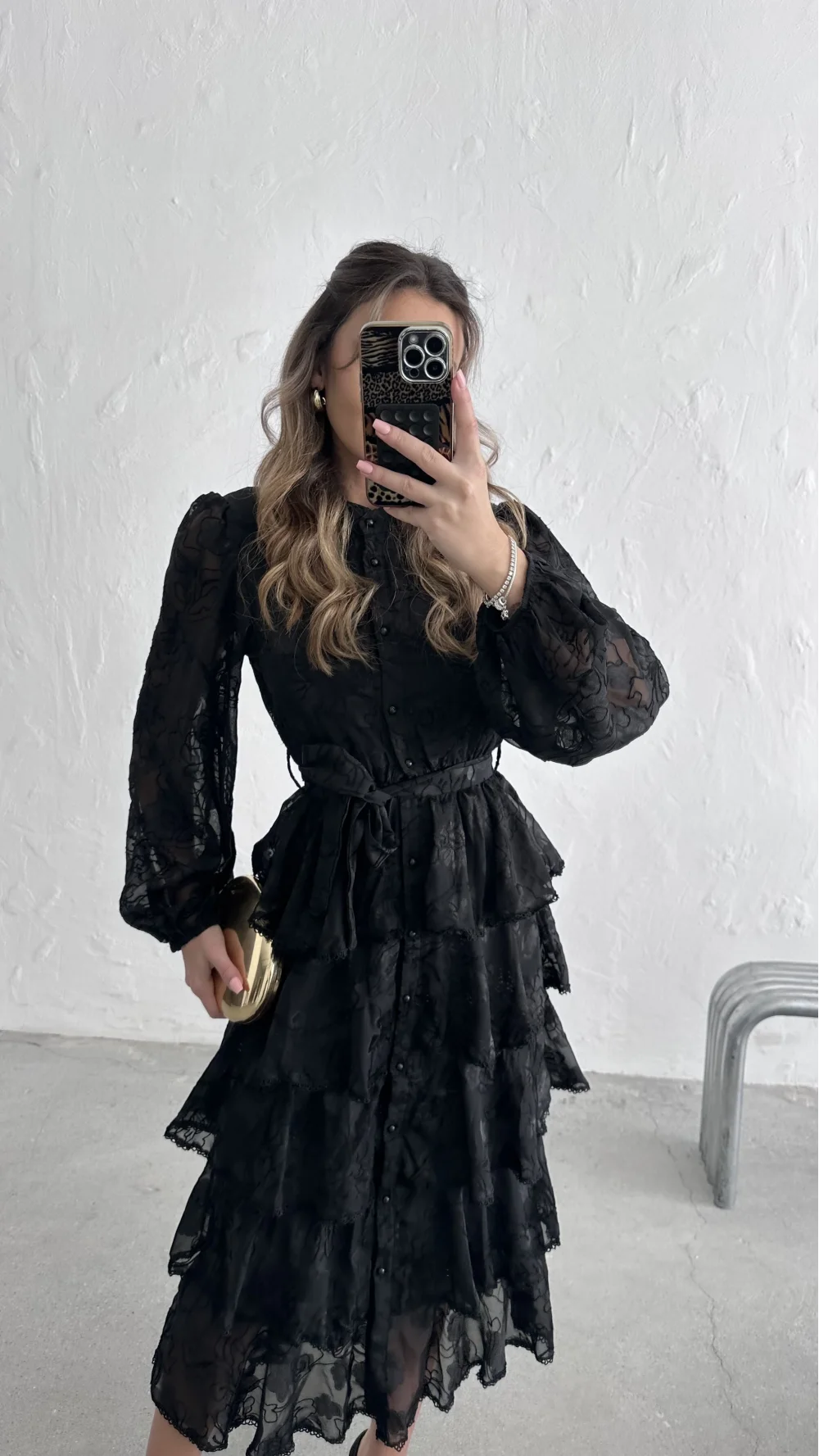 NAKIŞ İŞLEMELİ ELBİSE