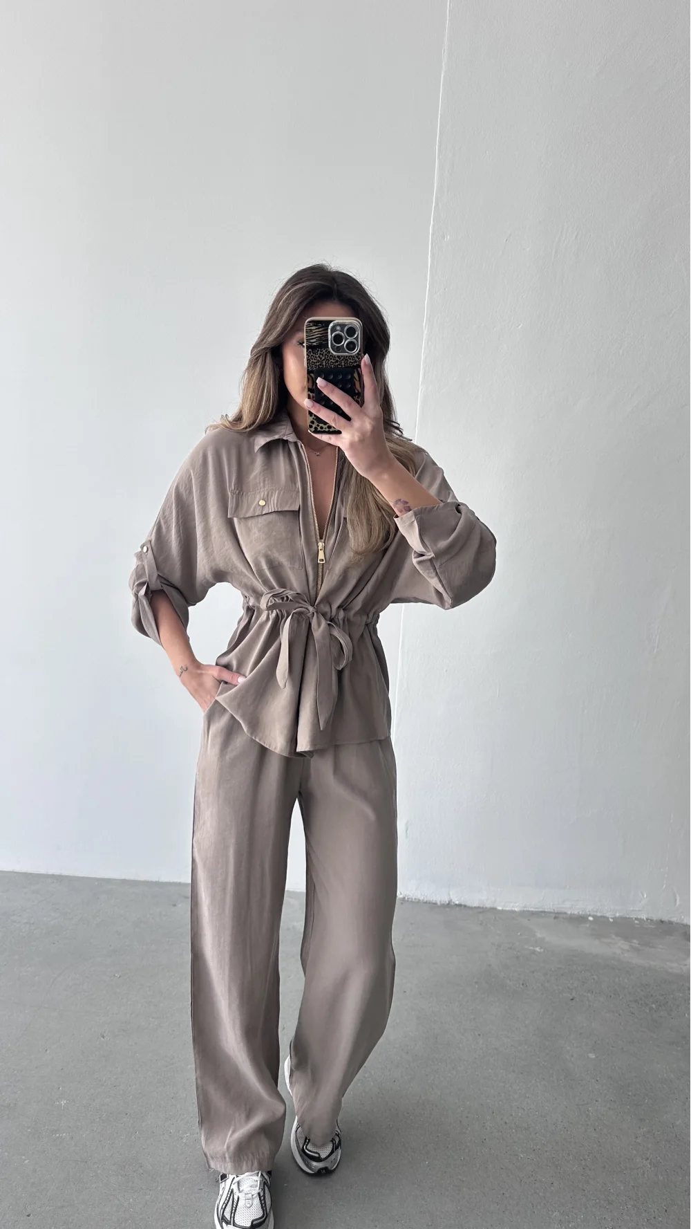 BELİ BÜZGÜLÜ TAKIM