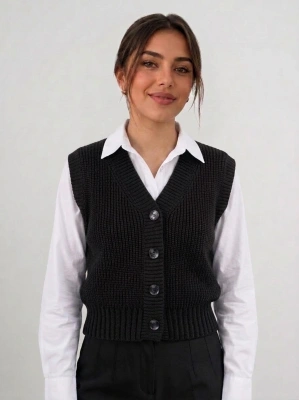 SİYAH Kadın Triko Yelek –suveter model Esnek Kışlık Kısa Model, Şık ve Modern Duruş