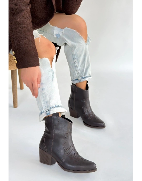 Akver Acı Kahve Cilt Topuklu Bot