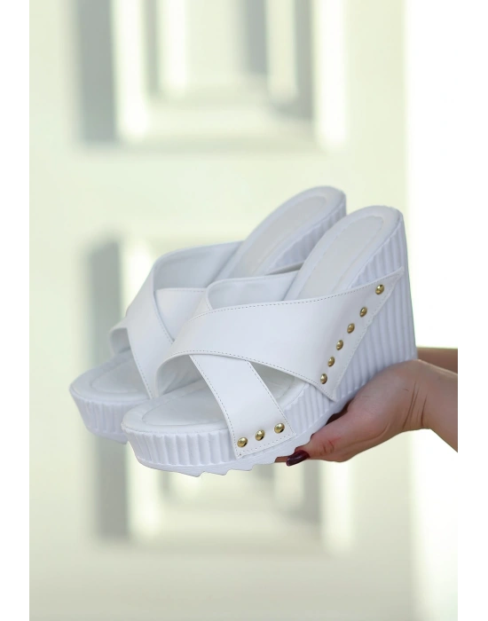 Aless Beyaz Cilt Dolgu Topuk Kadın Terlik