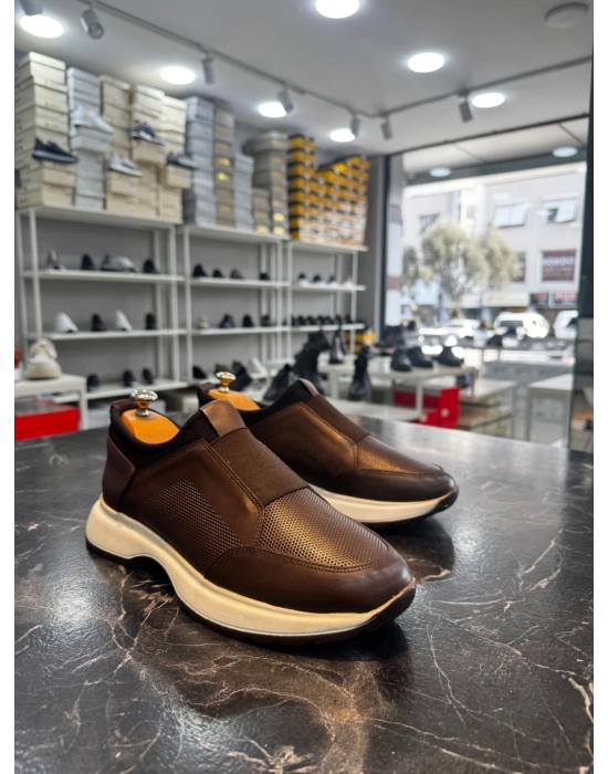 BA0244 İçi Dışı Hakiki Deri Bantlı Rahat Taban Casual Kahverengi Erkek Ayakkabı