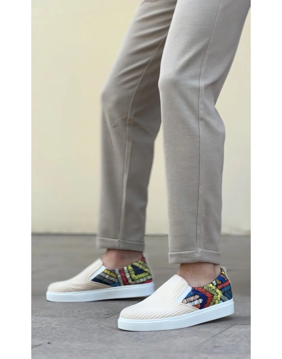 BA0339 Bağcıksız Keten Krem Renkli Desenli Beyaz Taban Günlük Erkek Ayakkabı
