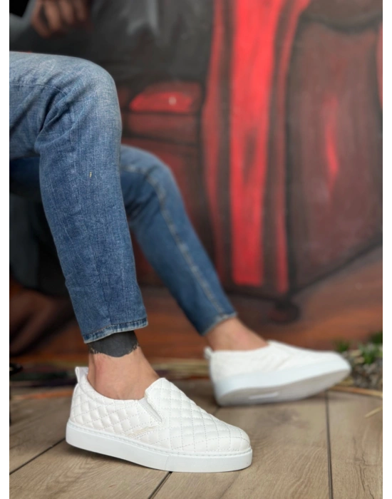 BA0353 Bağcıksız Kapitone Beyaz Günlük Erkek Ayakkabı