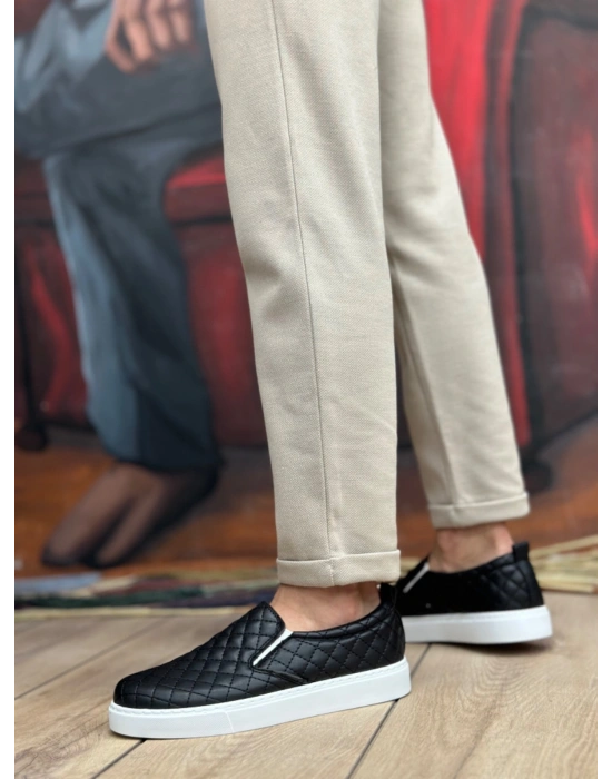 BA0353 Bağcıksız Kapitone Siyah Beyaz Taban Günlük Erkek Ayakkabı