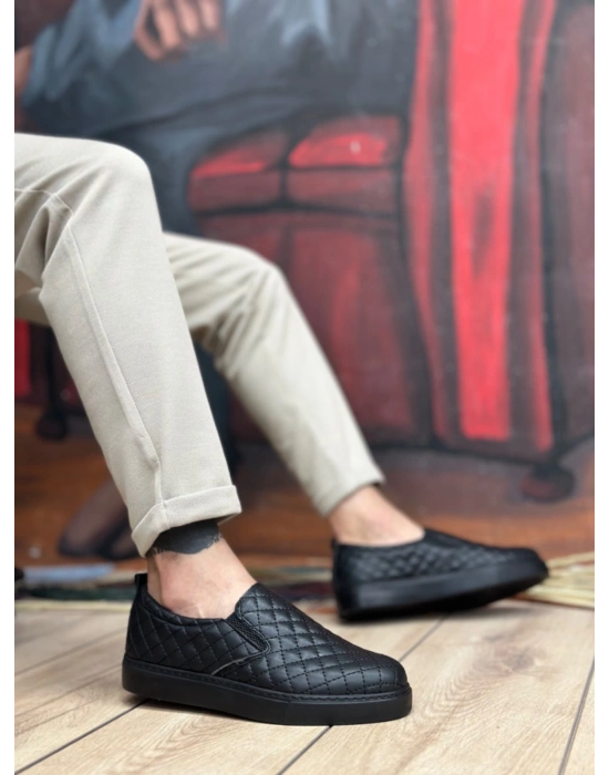 BA0353 Bağcıksız Kapitone Siyah Günlük Erkek Ayakkabı