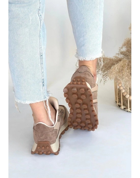 Berty Vizon Süet Bağcıklı Kadın Spor Ayakkabı