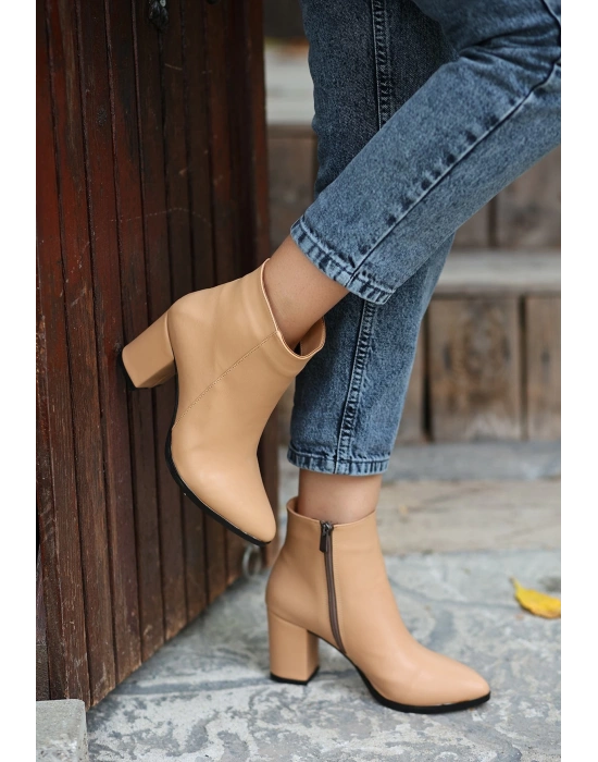 Biya Krem Cilt Topuklu Kadın Bot