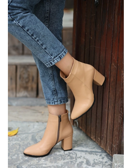 Biya Krem Cilt Topuklu Kadın Bot