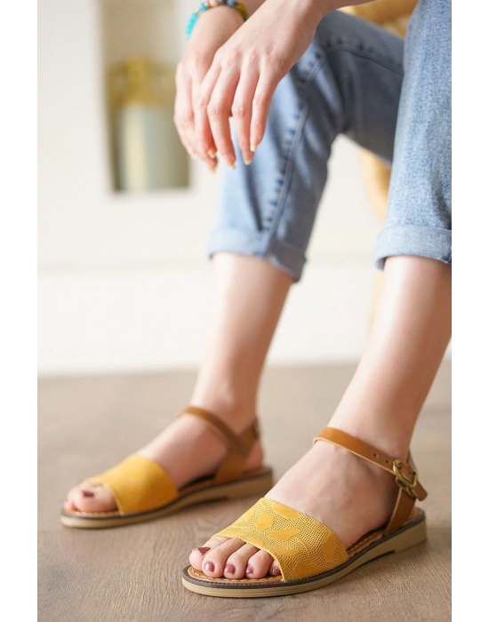 Cardi Hardal Cilt Kadın Sandalet