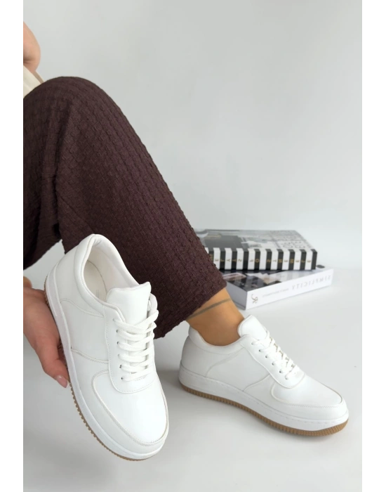 Ceyyan Beyaz Cilt Bağcıklı Kadın Spor Ayakkabı