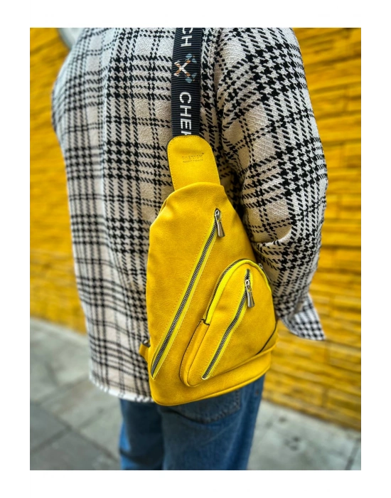 CH103 Astranite Üçgen Erkek Çanta SARI