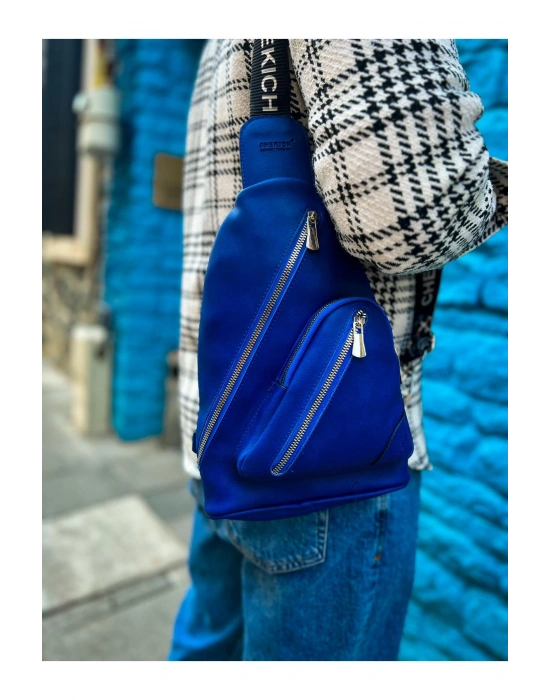 CH103 Astranite Üçgen Erkek Çanta Sax MavI