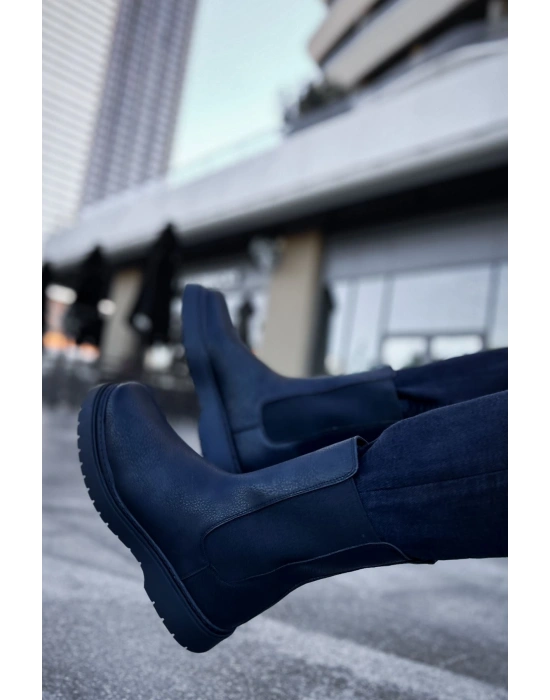 CH223 - CST Alaska Erkek Bot SIYAH