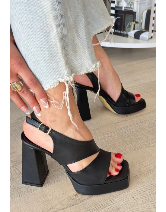 Cica Siyah Cilt Kadın Topuklu Ayakkabı