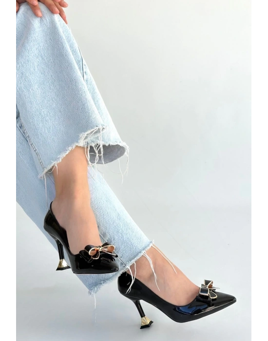 Coby Siyah Rugan Topuklu Ayakkabı