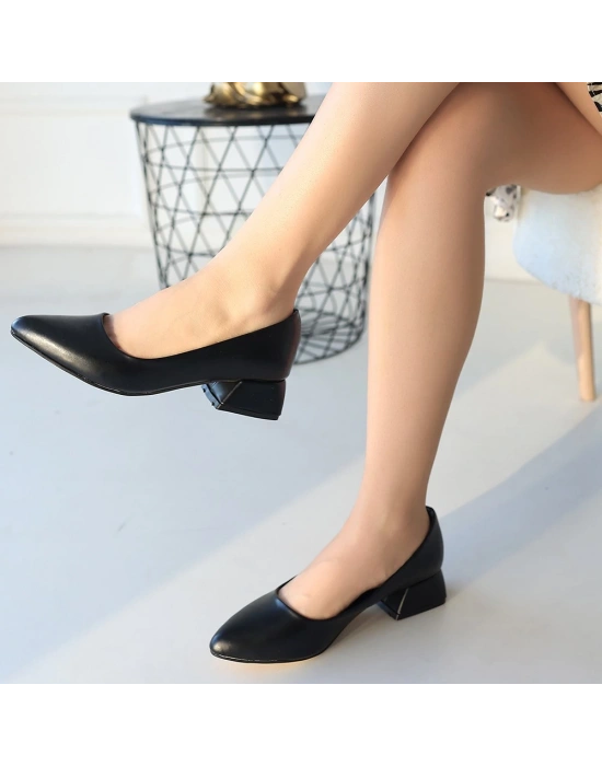 Desniy Siyah Cilt Kadın Topuklu Ayakkabı