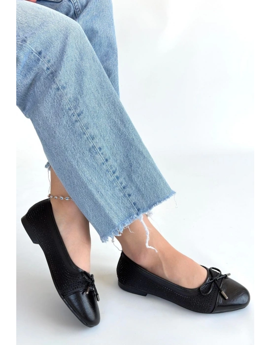 Etya Siyah Cilt Babet Ayakkabı