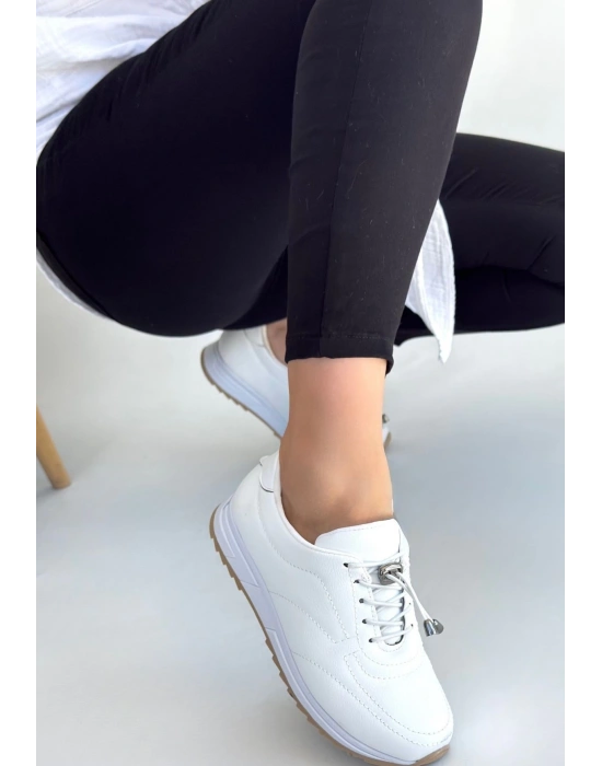 Finna Beyaz Cilt Bağcıklı Spor Ayakkabı