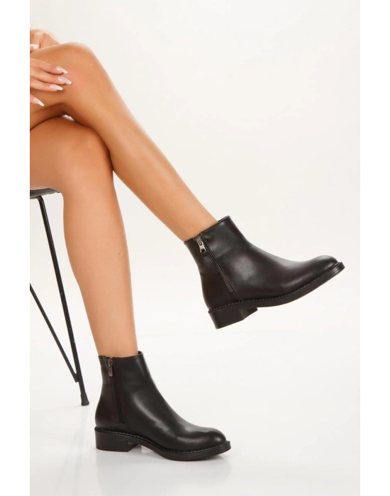 Hayra Siyah Cilt Topuklu Kadın Bot
