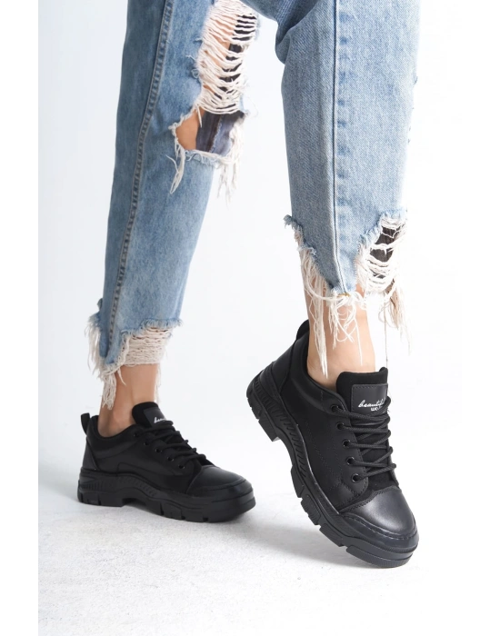 JANE Bağcıklı Ortopedik Taban Kadın Sneaker Spor Ayakkabı  CST - Siyah