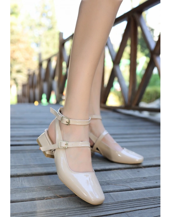 Karmi Bej Rugan Kadın Topuklu Ayakkabı