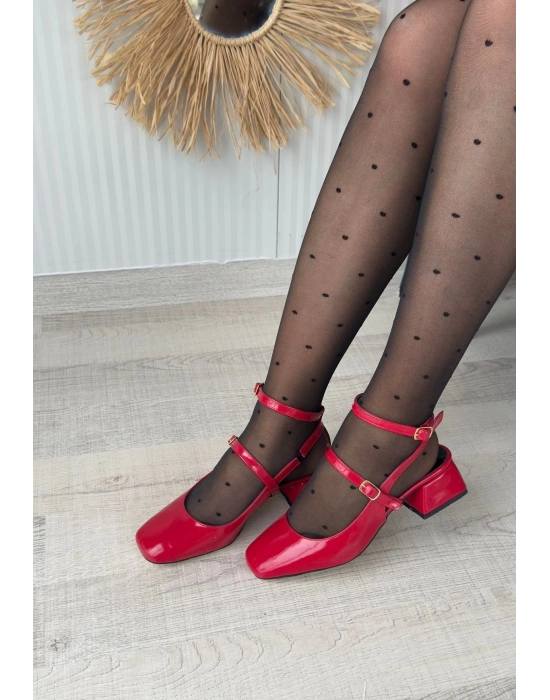 Karmi Kırmızı Rugan Topuklu Kemerli Ayakkabı