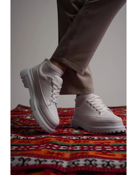 KB-702 Kuback Beyaz Cilt Günlük Erkek Ayakkabı