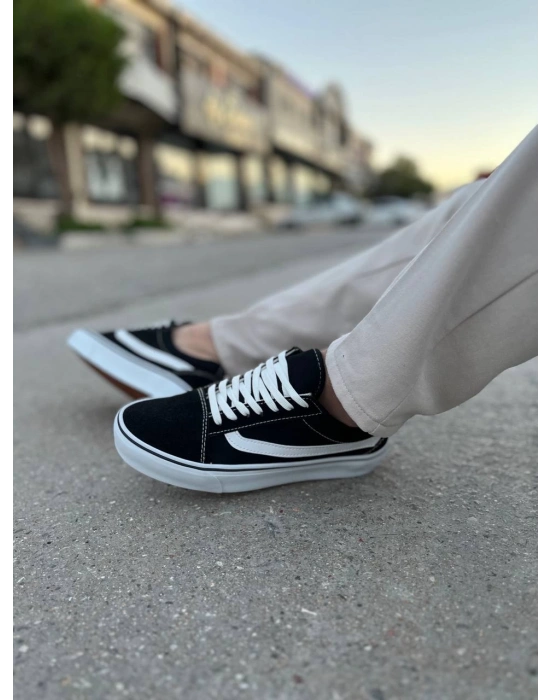 KB-V1 Kuback Siyah Beyaz Detaylı Günlük Erkek Ayakkabı