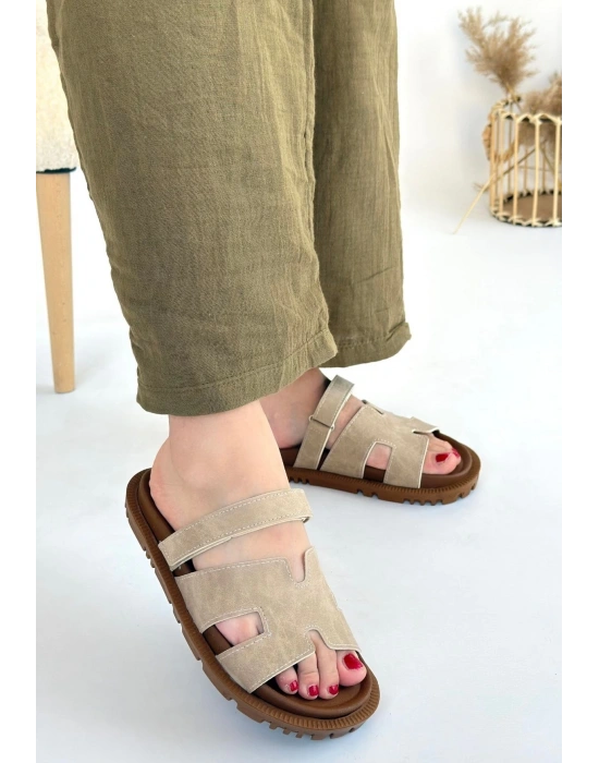 Kooni Bej Nubuk Kadın Terlik