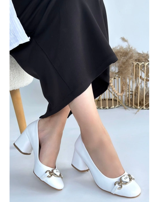 Lucky Beyaz Cilt Topuklu Ayakkabı