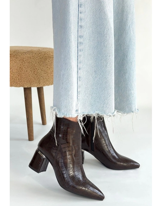 Meça Kahverengi Cilt Topuklu Bot