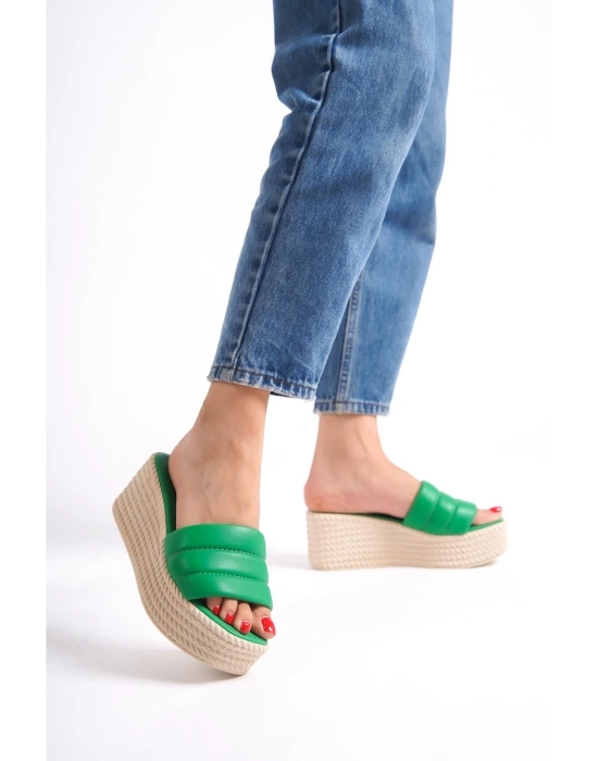 Mendal Yeşil Cilt Dolgu Topuk Kadın Terlik
