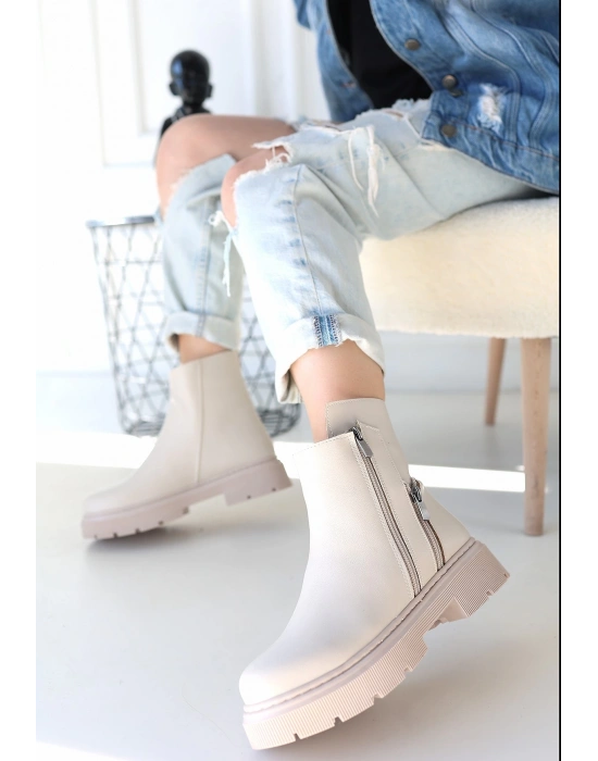 Menta Bej Cilt Fermuar Aksesuarlı Kadın Bot