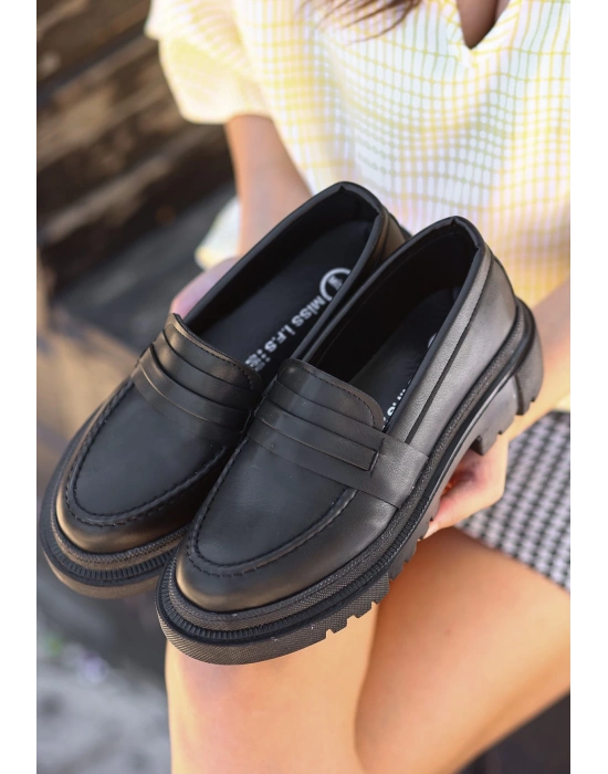 Meos Siyah Cilt Ayakkabı Kadın Babet