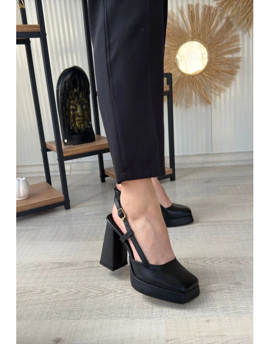 Mety Siyah Cilt Kadın Topuklu Ayakkabı